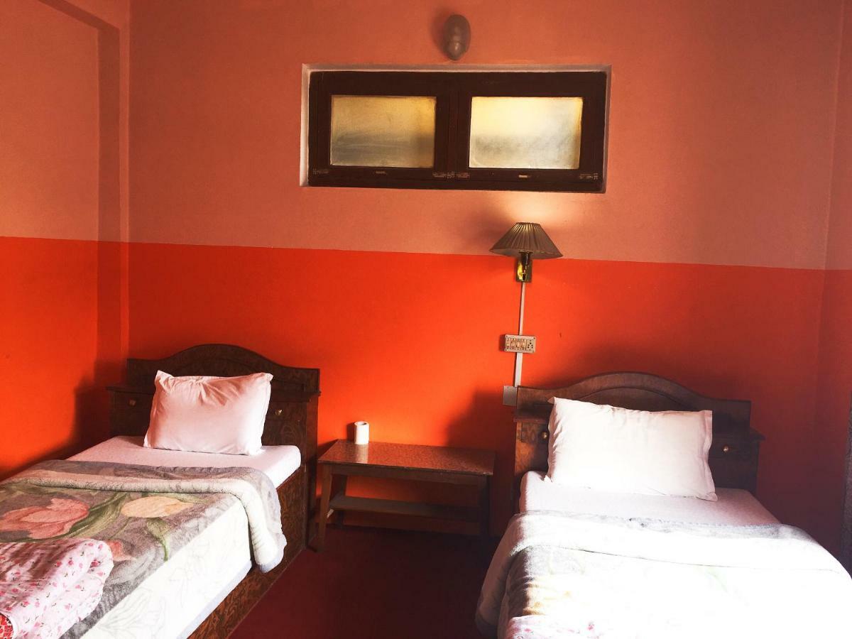 Hotel Mount Heaven Pokhara Buitenkant foto